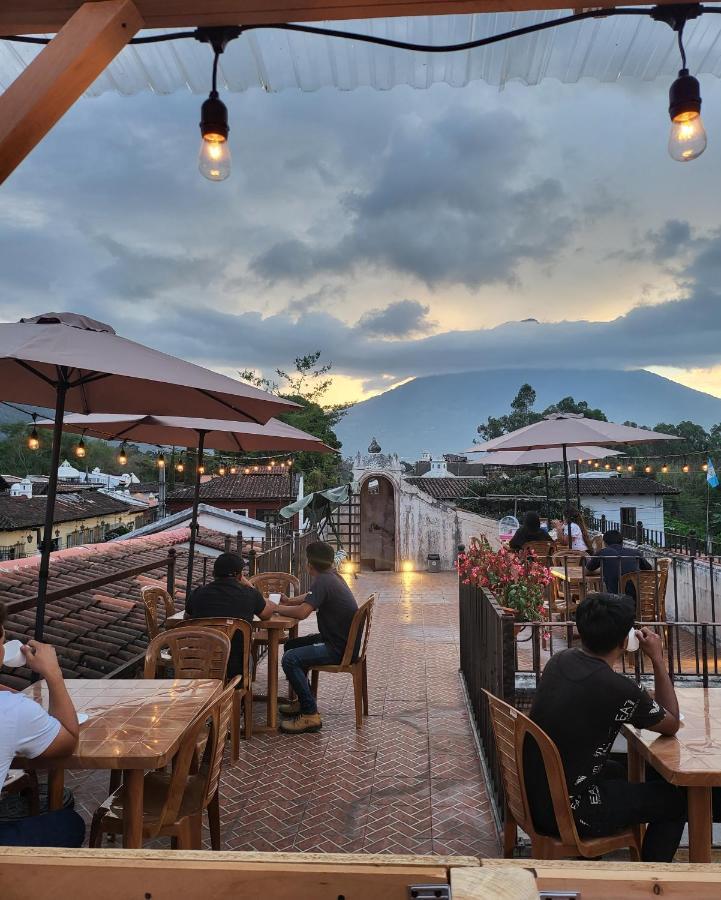 Hotel Y Restaurante Innsbruck Antigua Eksteriør bilde